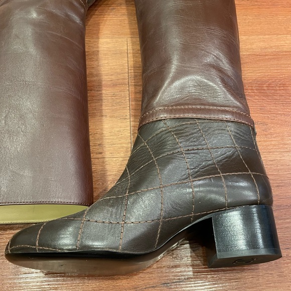 ❌SOLD❌ CHANEL Brown Boots - Picture 8 of 16